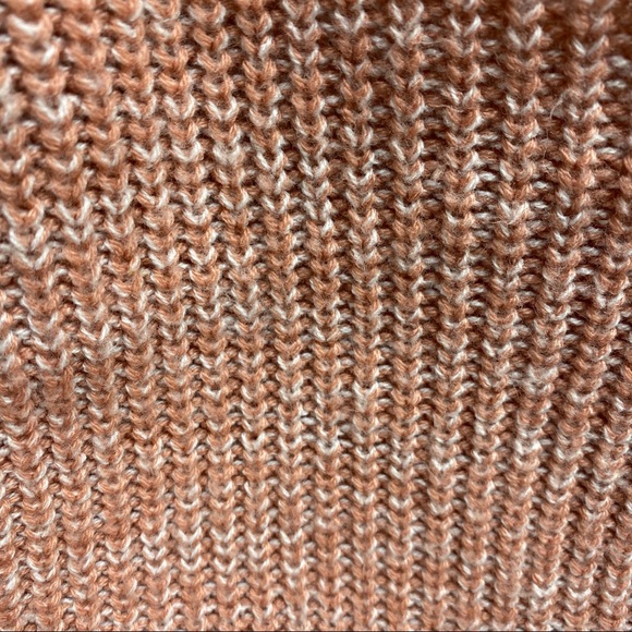 Vneck slouchy sweater - Picture 2 of 3